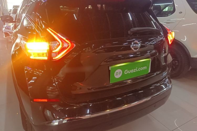Used Nissan Murano 2021 2.5L XE Two-Wheel Drive Elite Edition Rear