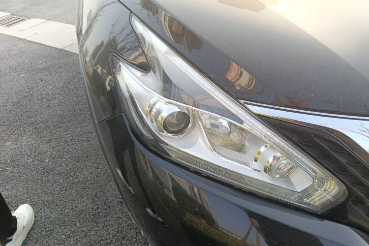 Used Nissan Murano 2021 2.5L XE Two-Wheel Drive Elite Edition Right Front Headlight