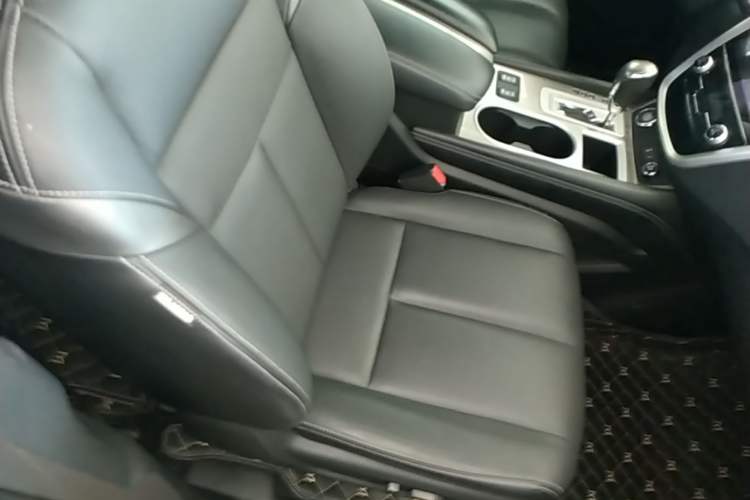 Used Nissan Murano 2021 2.5L XL Two-Wheel Drive Smart Connect Luxury Edition Right Front Seat