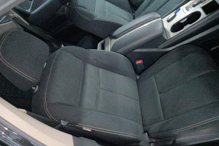 Used Nissan Murano 2021 2.5L XE Two-Wheel Drive Elite Edition Right Front Seat