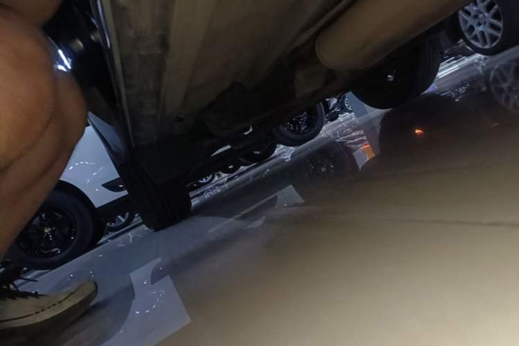 Used Nissan Murano 2021 2.5L XE Two-Wheel Drive Elite Edition Right Side Sill