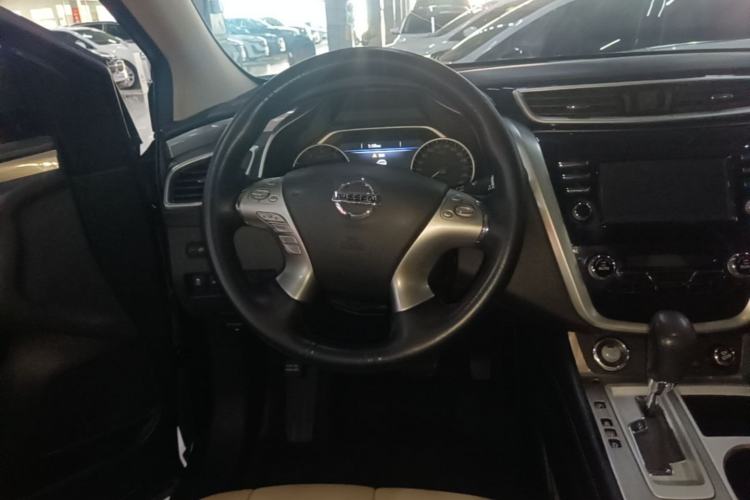 Used Nissan Murano 2021 2.5L XE Two-Wheel Drive Elite Edition Steering Wheel