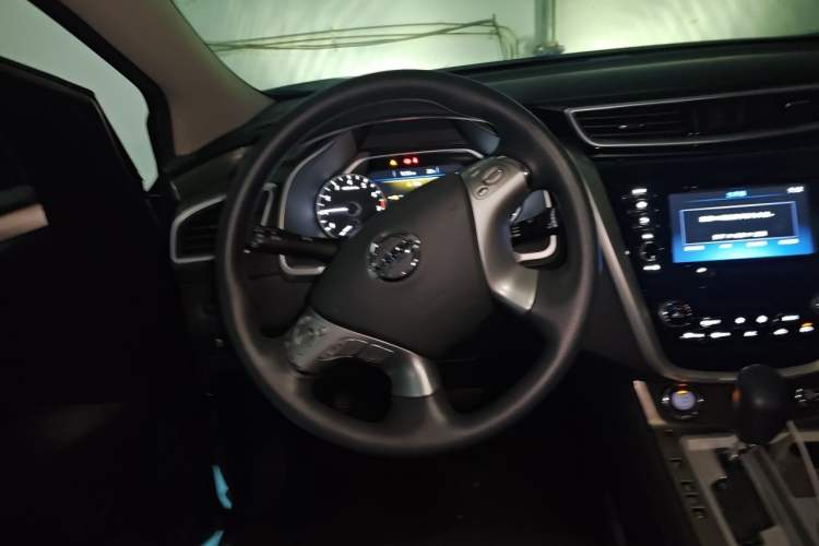 Used Nissan Murano 2021 2.5L XE Two-Wheel Drive Elite Edition Steering Wheel