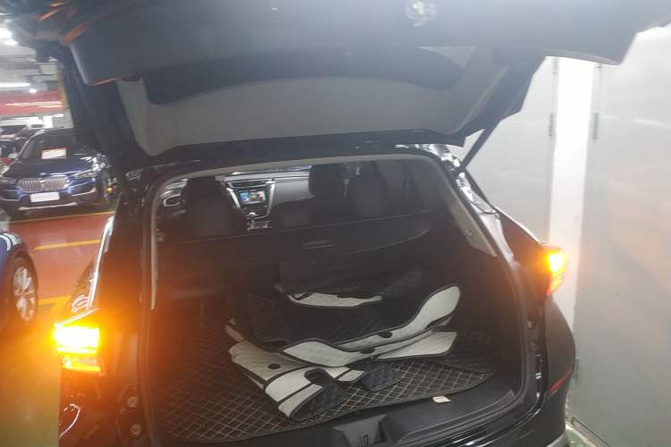 Used Nissan Murano 2021 2.5L XL Two-Wheel Drive Smart Connect Luxury Edition Trunk