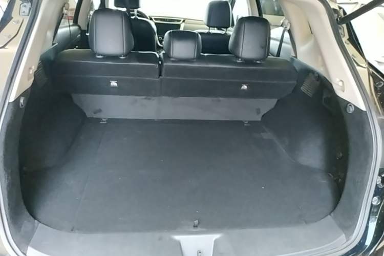 Used Nissan Murano 2021 2.5L XL Two-Wheel Drive Smart Connect Luxury Edition Trunk