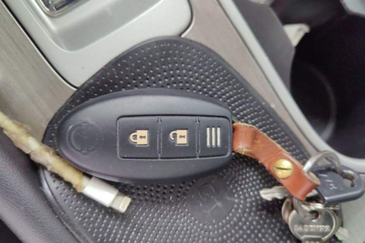 Used Nissan Murano 2021 2.5L XE Two-Wheel Drive Elite Edition Vehicle Key