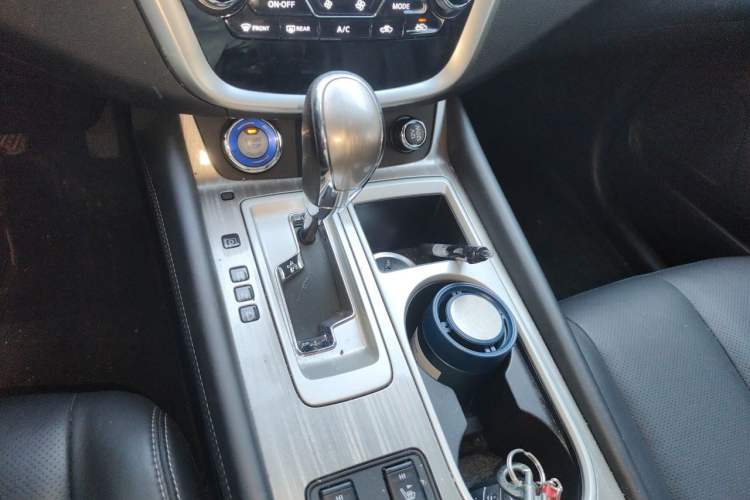 Used Nissan Murano 2021 2.5L XL Two-Wheel Drive Smart Connect Luxury Edition Gear Lever