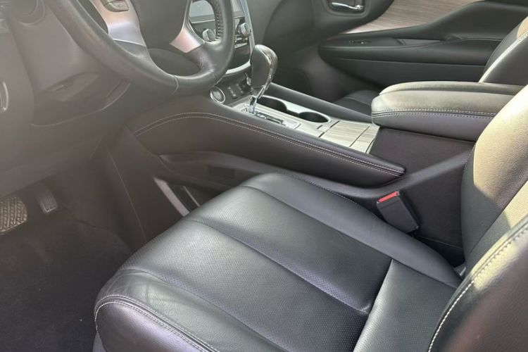 Used Nissan Murano 2021 2.5 S/C HEV XE Four-Wheel Drive Hybrid SmartConnect Prestige Edition Interior 3