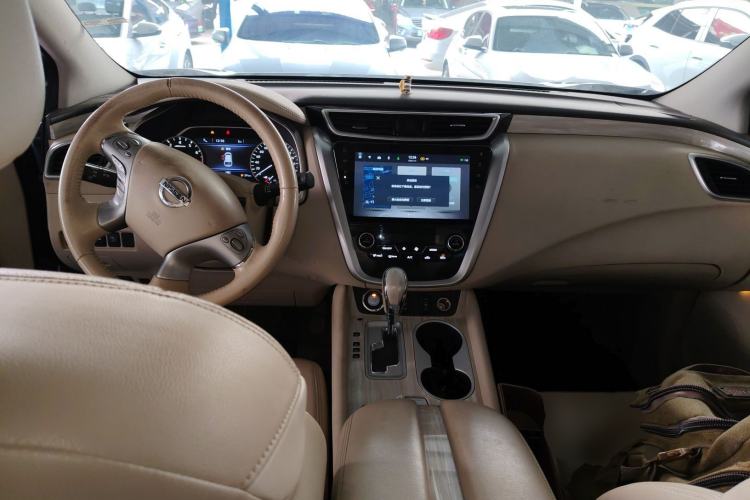 Used Nissan Murano 2021 2.5 S/C HEV XE Four-Wheel Drive Hybrid SmartConnect Prestige Edition Center Console