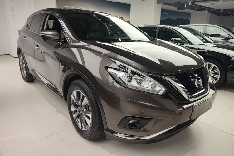 Used Nissan Murano 2021 2.5L XL Two-Wheel Drive Smart Connect Luxury Edition Exterior 1