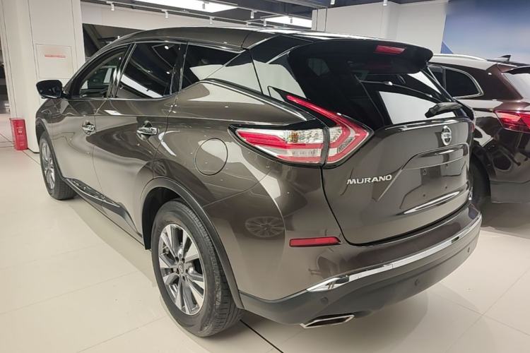 Used Nissan Murano 2021 2.5L XL Two-Wheel Drive Smart Connect Luxury Edition Exterior 2