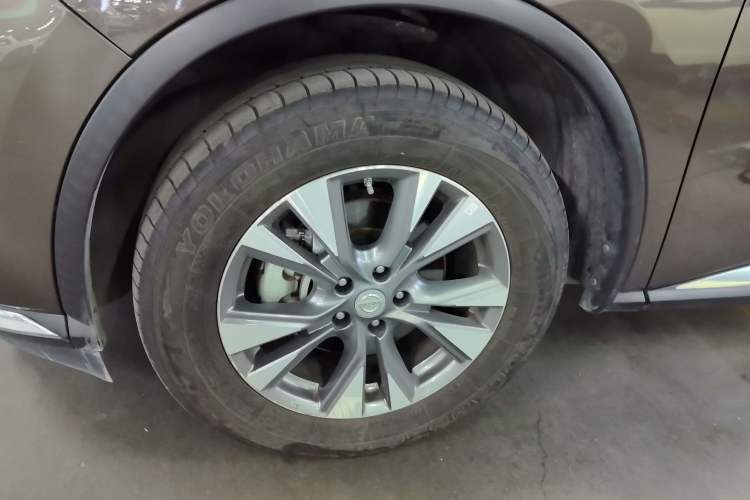 Used Nissan Murano 2021 2.5L XE Two-Wheel Drive Elite Edition Exterior 7