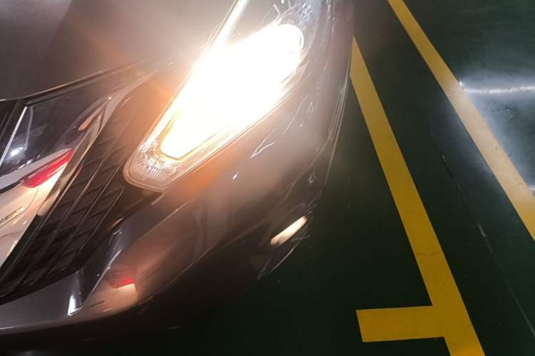 Used Nissan Murano 2021 2.5L XE Two-Wheel Drive Elite Edition Left Front Headlight