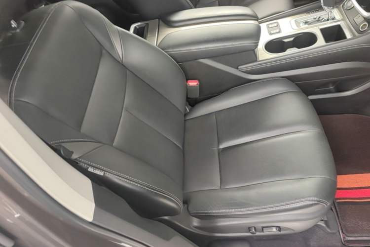 Used Nissan Murano 2021 2.5L XL Two-Wheel Drive Smart Connect Luxury Edition Right Front Seat