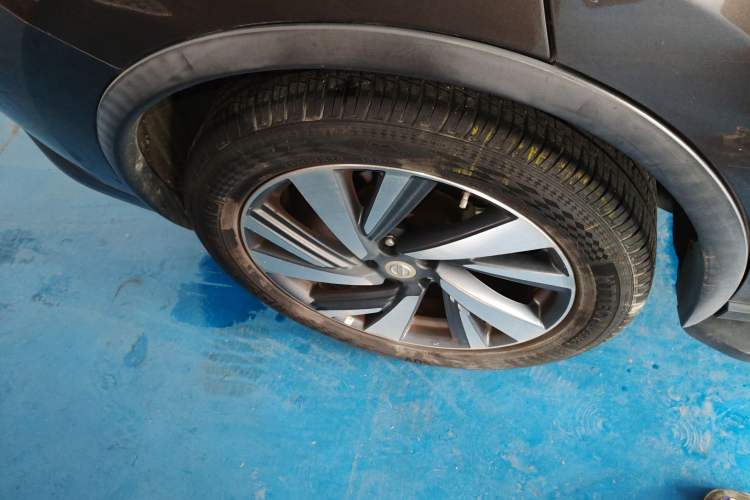 Used Nissan Murano 2021 2.5 S/C HEV XE Four-Wheel Drive Hybrid SmartConnect Prestige Edition Right Rear Wheel Hub