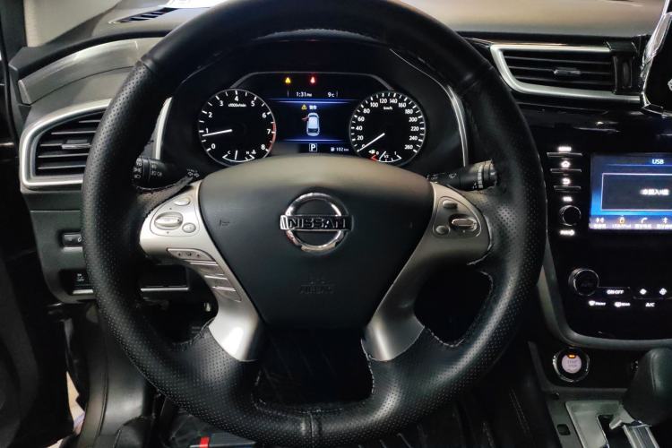 Used Nissan Murano 2021 2.5L XE Two-Wheel Drive Elite Edition Steering Wheel