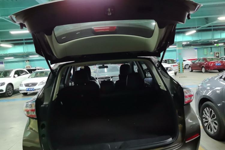 Used Nissan Murano 2021 2.5L XE Two-Wheel Drive Elite Edition Trunk