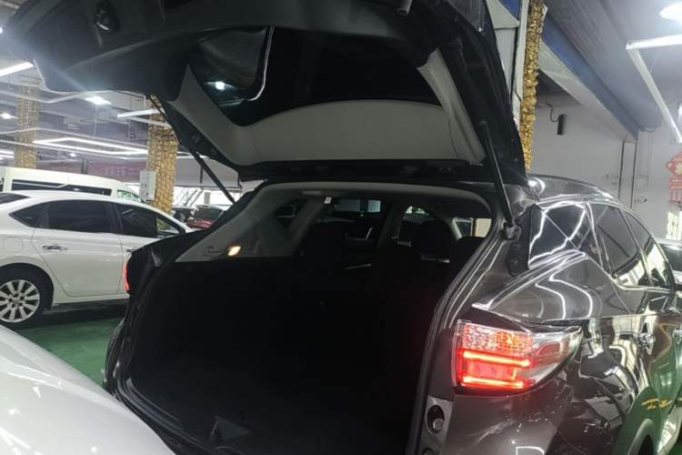 Used Nissan Murano 2021 2.5L XE Two-Wheel Drive Elite Edition Trunk