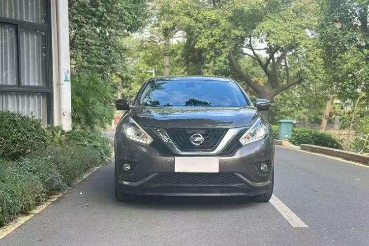 Used Nissan Murano 2021 2.5L XL Two-Wheel Drive Smart Connect Luxury Edition Exterior 4