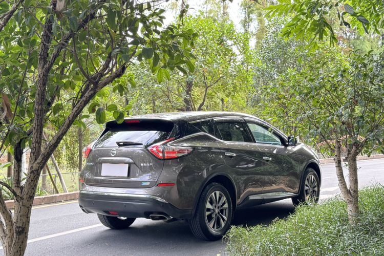 Used Nissan Murano 2021 2.5L XL Two-Wheel Drive Smart Connect Luxury Edition Exterior 7