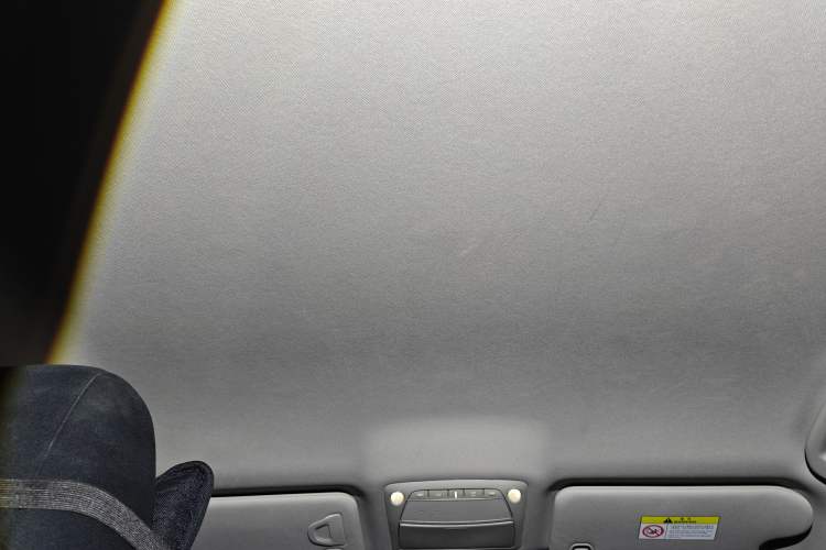 Used Nissan Murano 2021 2.5L XE Two-Wheel Drive Elite Edition Headliner
