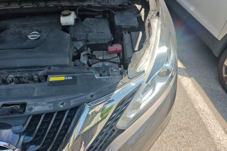 Used Nissan Murano 2021 2.5L XL Two-Wheel Drive Smart Connect Luxury Edition Engine Bay Left