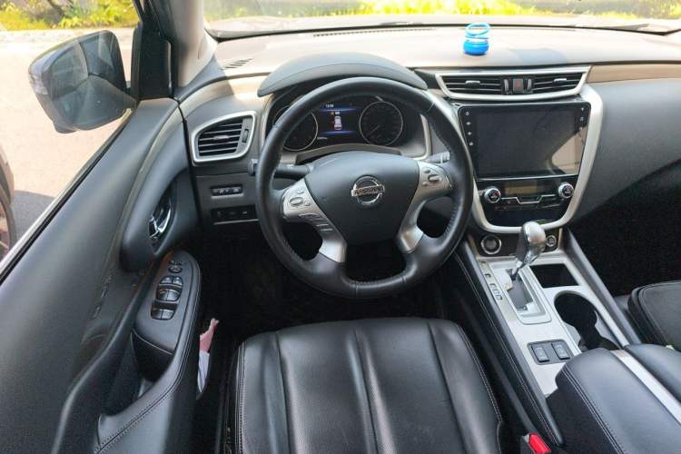 Used Nissan Murano 2021 2.5L XL Two-Wheel Drive Smart Connect Luxury Edition Steering Wheel