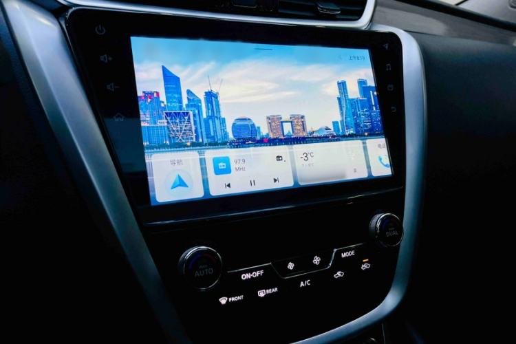 Used Nissan Murano 2021 2.5L XL Two-Wheel Drive Smart Connect Luxury Edition Audio And AC Panel