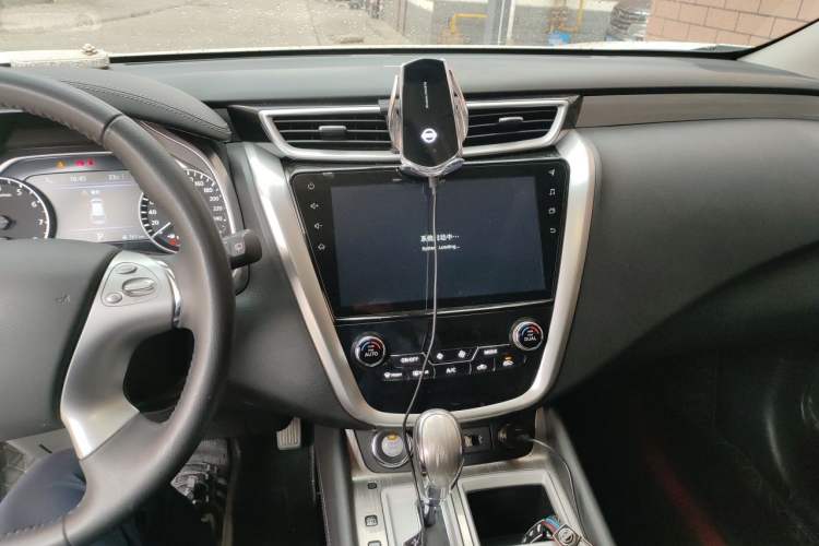 Used Nissan Murano 2021 2.5L XL Two-Wheel Drive Smart Connect Luxury Edition Audio And AC Panel