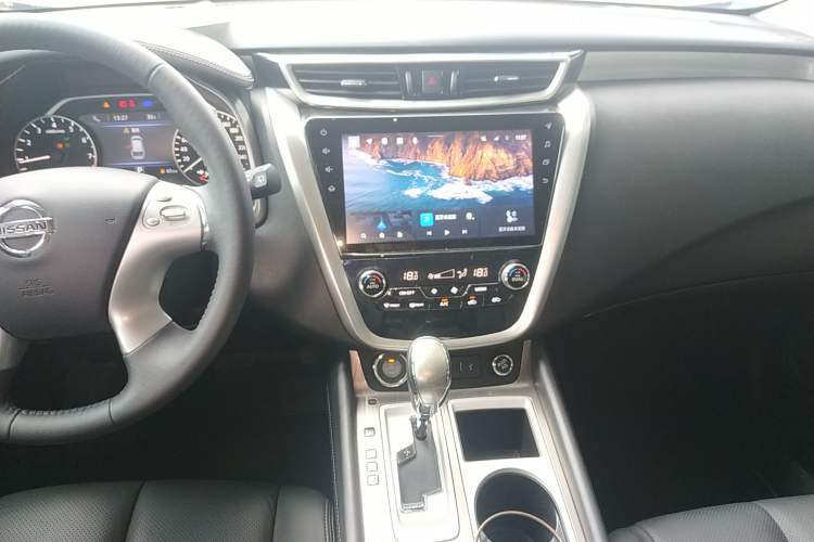 Used Nissan Murano 2021 2.5L XL Two-Wheel Drive Smart Connect Luxury Edition Audio And AC Panel