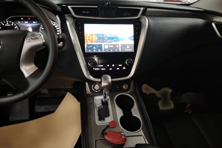 Used Nissan Murano 2021 2.5 S/C HEV XE Four-Wheel Drive Hybrid SmartConnect Prestige Edition Audio And AC Panel