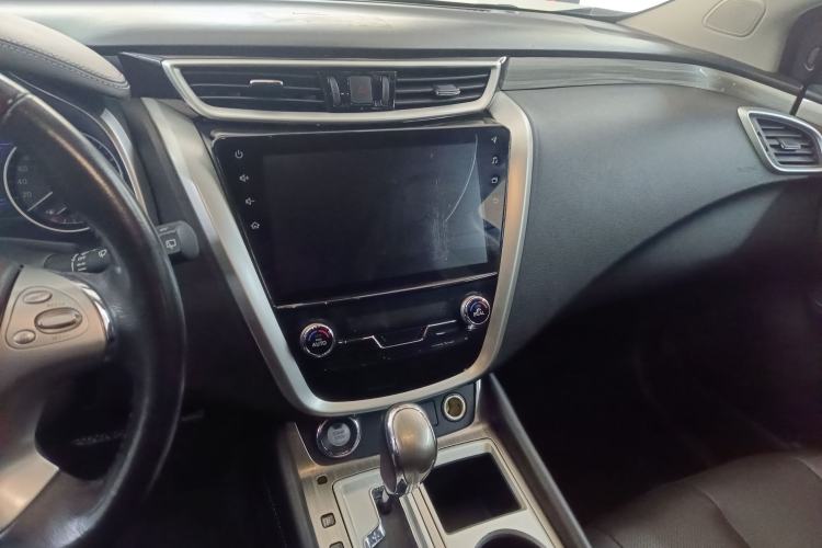 Used Nissan Murano 2021 2.5L XL Two-Wheel Drive Smart Connect Luxury Edition Audio And AC Panel