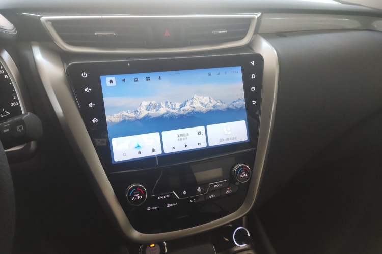 Used Nissan Murano 2021 2.5L XL Two-Wheel Drive Smart Connect Luxury Edition Audio And AC Panel