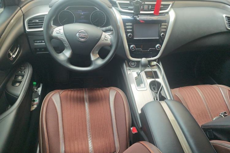 Used Nissan Murano 2021 2.5L XE Two-Wheel Drive Elite Edition Center Console