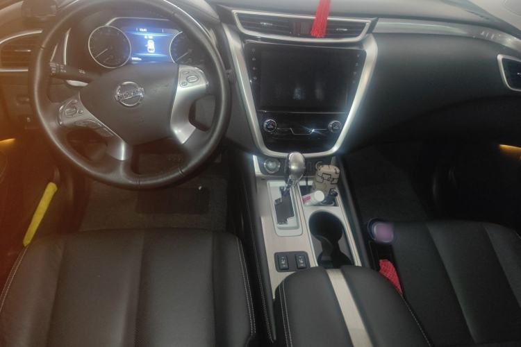Used Nissan Murano 2021 2.5L XL Two-Wheel Drive Smart Connect Luxury Edition Center Console