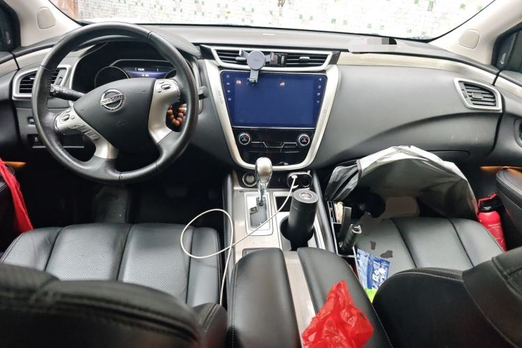 Used Nissan Murano 2021 2.5L XL Two-Wheel Drive Smart Connect Luxury Edition Center Console