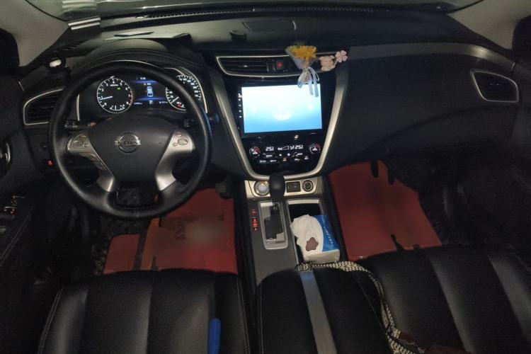 Used Nissan Murano 2021 2.5L XE Two-Wheel Drive Elite Edition Center Console