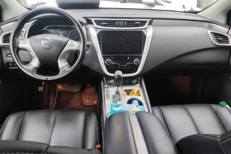 Used Nissan Murano 2021 2.5L XE Two-Wheel Drive Elite Edition Center Console