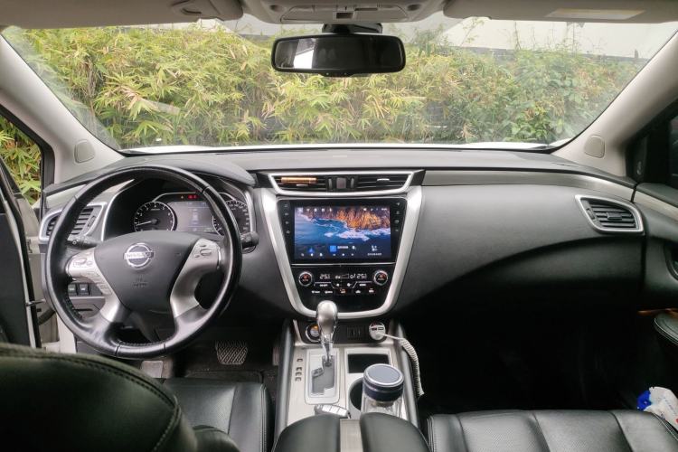 Used Nissan Murano 2021 2.5L XL Two-Wheel Drive Smart Connect Luxury Edition Center Console