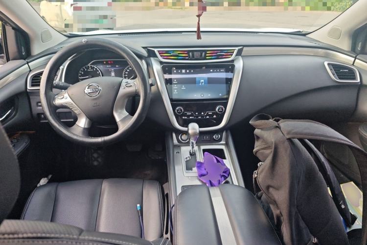 Used Nissan Murano 2021 2.5L XL Two-Wheel Drive Smart Connect Luxury Edition Center Console