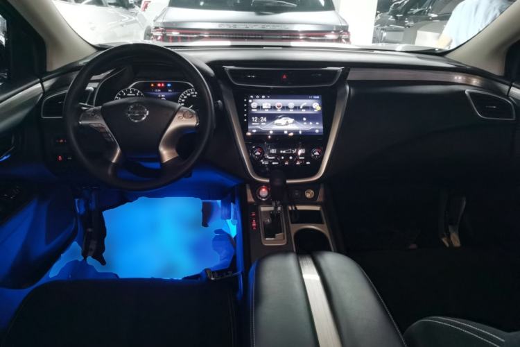 Used Nissan Murano 2021 2.5L XE Two-Wheel Drive Elite Edition Center Console