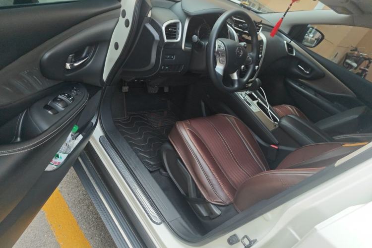 Used Nissan Murano 2021 2.5L XE Two-Wheel Drive Elite Edition Driver Seat
