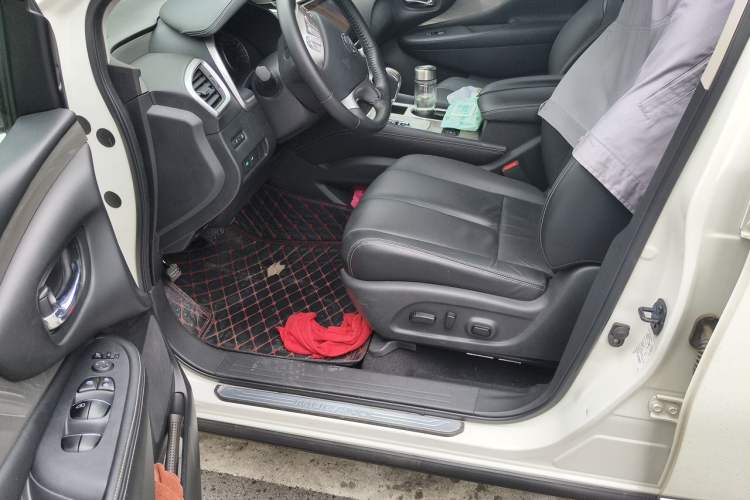 Used Nissan Murano 2021 2.5L XL Two-Wheel Drive Smart Connect Luxury Edition Driver Seat