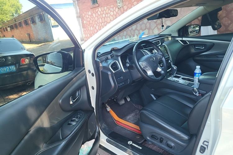 Used Nissan Murano 2021 2.5L XL Two-Wheel Drive Smart Connect Luxury Edition Driver Seat