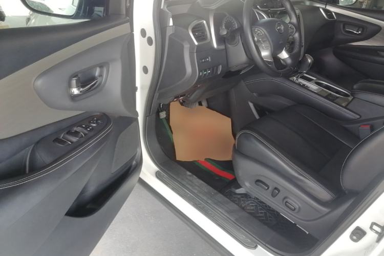 Used Nissan Murano 2021 2.5L XL Two-Wheel Drive Smart Connect Luxury Edition Driver Seat