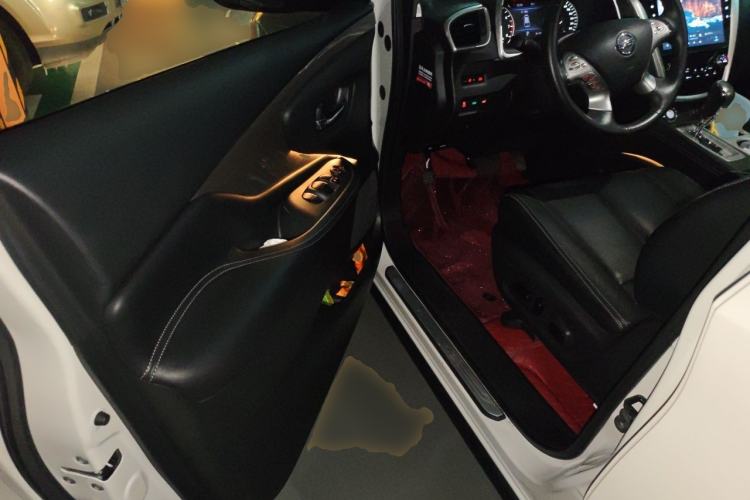 Used Nissan Murano 2021 2.5L XL Two-Wheel Drive Smart Connect Luxury Edition Driver Seat