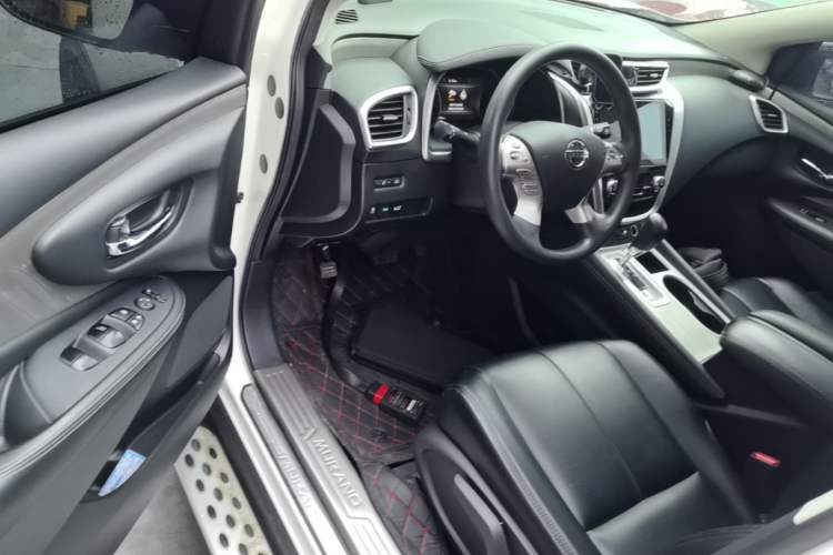 Used Nissan Murano 2021 2.5L XE Two-Wheel Drive Elite Edition Driver Seat