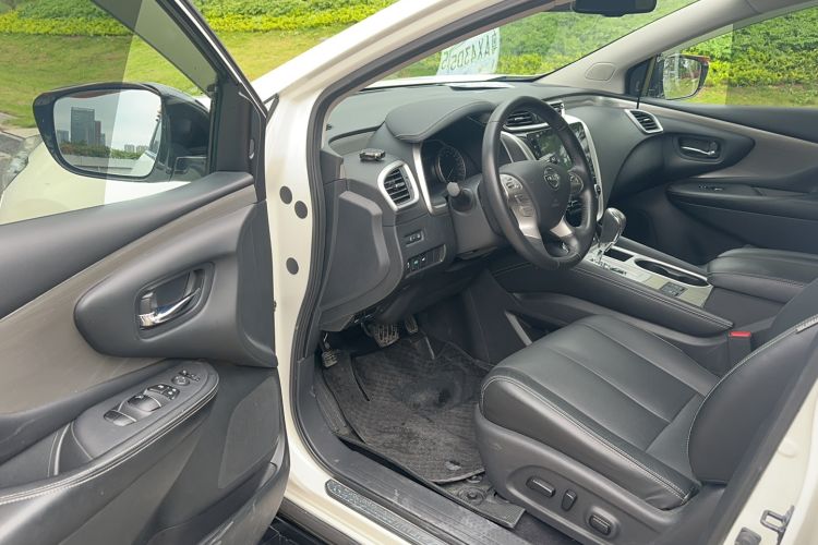 Used Nissan Murano 2021 2.5L XL Two-Wheel Drive Smart Connect Luxury Edition Driver Seat