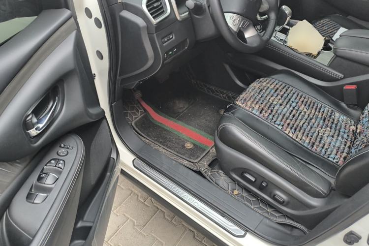 Used Nissan Murano 2021 2.5L XL Two-Wheel Drive Smart Connect Luxury Edition Driver Seat