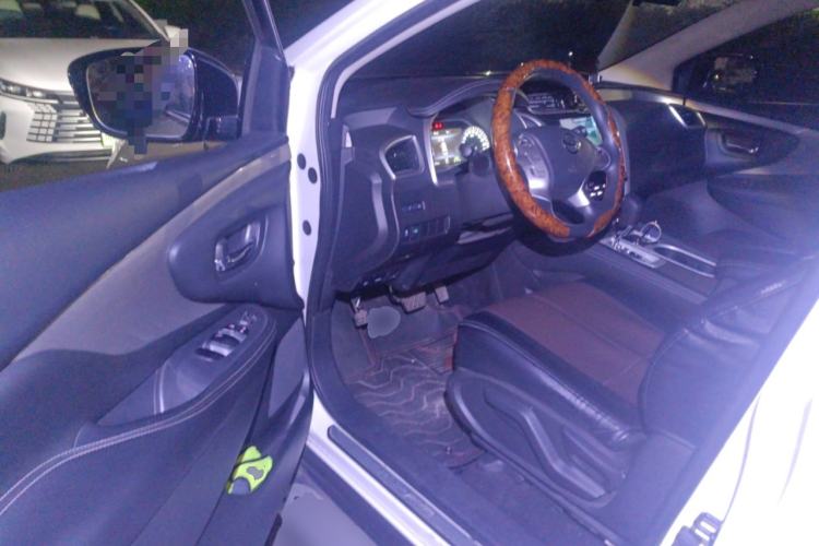 Used Nissan Murano 2021 2.5L XE Two-Wheel Drive Elite Edition Driver Seat